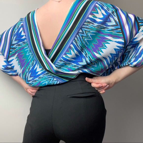 Bebe 2000s 100% Silk Striped Zig Zag Chevron Asymmetrical Bodysuit Blouse - Picture 4 of 12